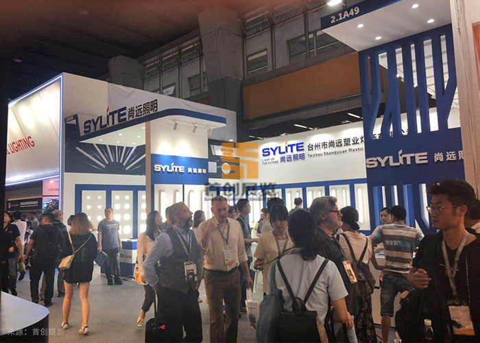 尚遠(yuǎn)照明 展廳制作(圖3) 尚遠(yuǎn)照明 展廳制作(圖3)